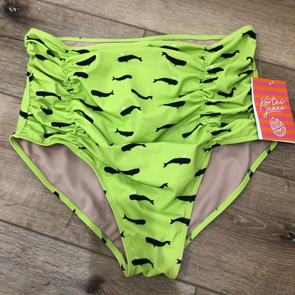 Kortni Jeane maternity swim bottoms size M